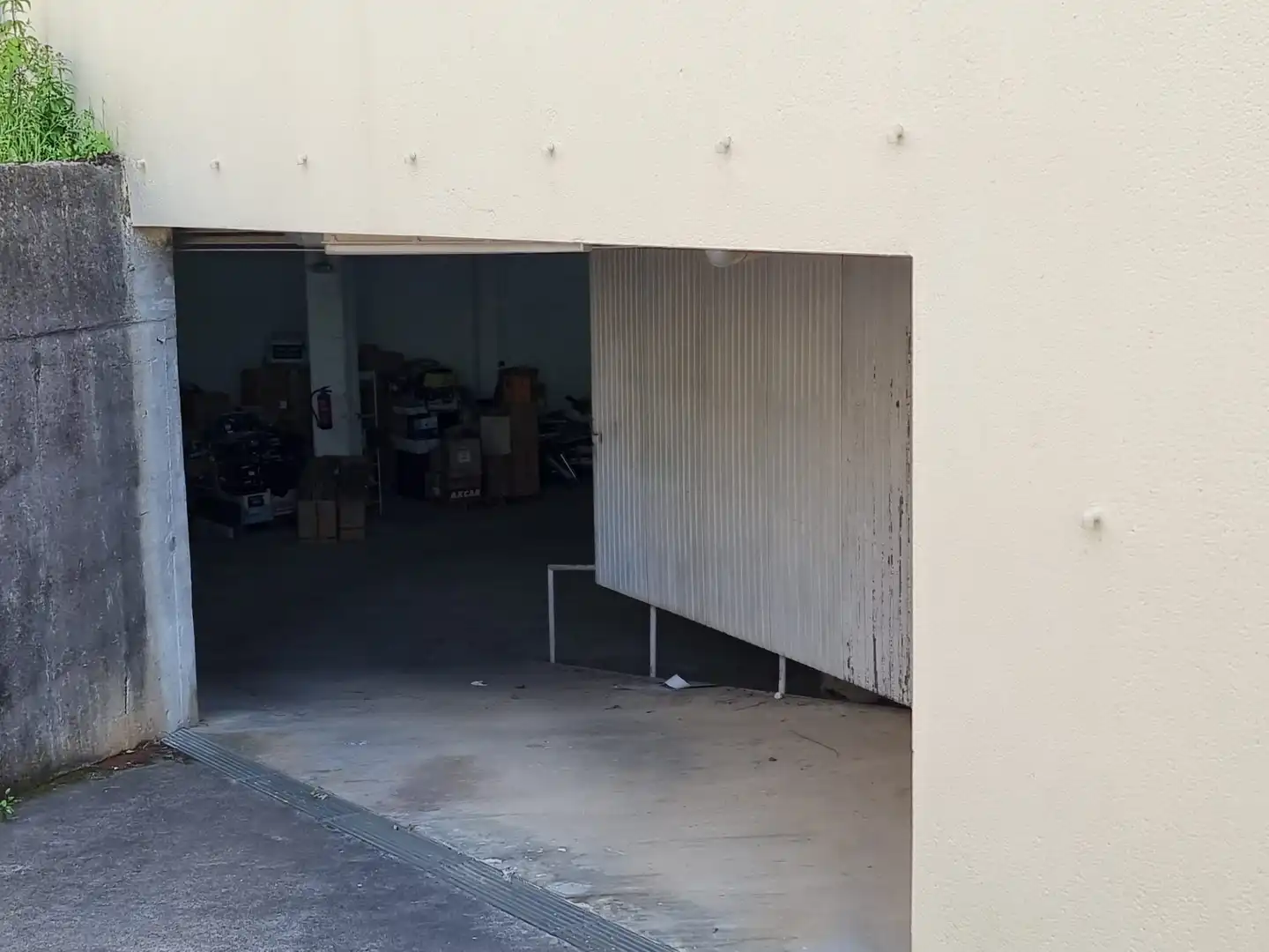 Aparcament de Nau industrial en venda en Sanxenxo