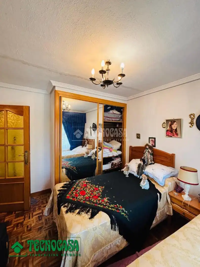Habitación de Casa o chalet en venta en Casarrubios del Monte