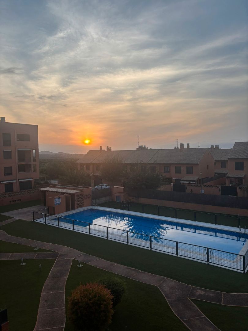 Piscina de Piso en venta en El Vendrell con Aire acondicionado, Calefacción y Terraza