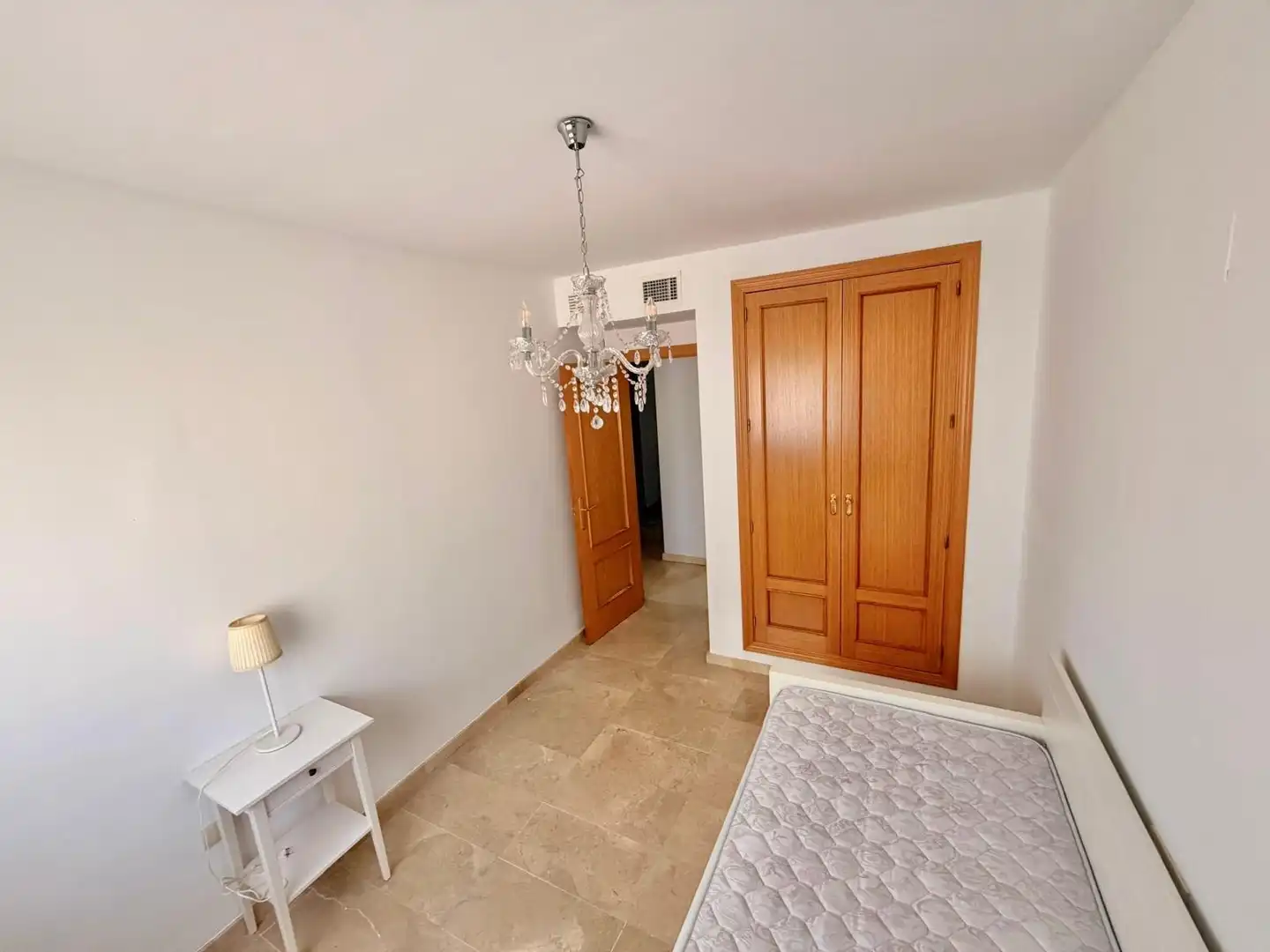 Habitación de Piso en venta en Torremolinos con Aire acondicionado, Calefacción y Terraza