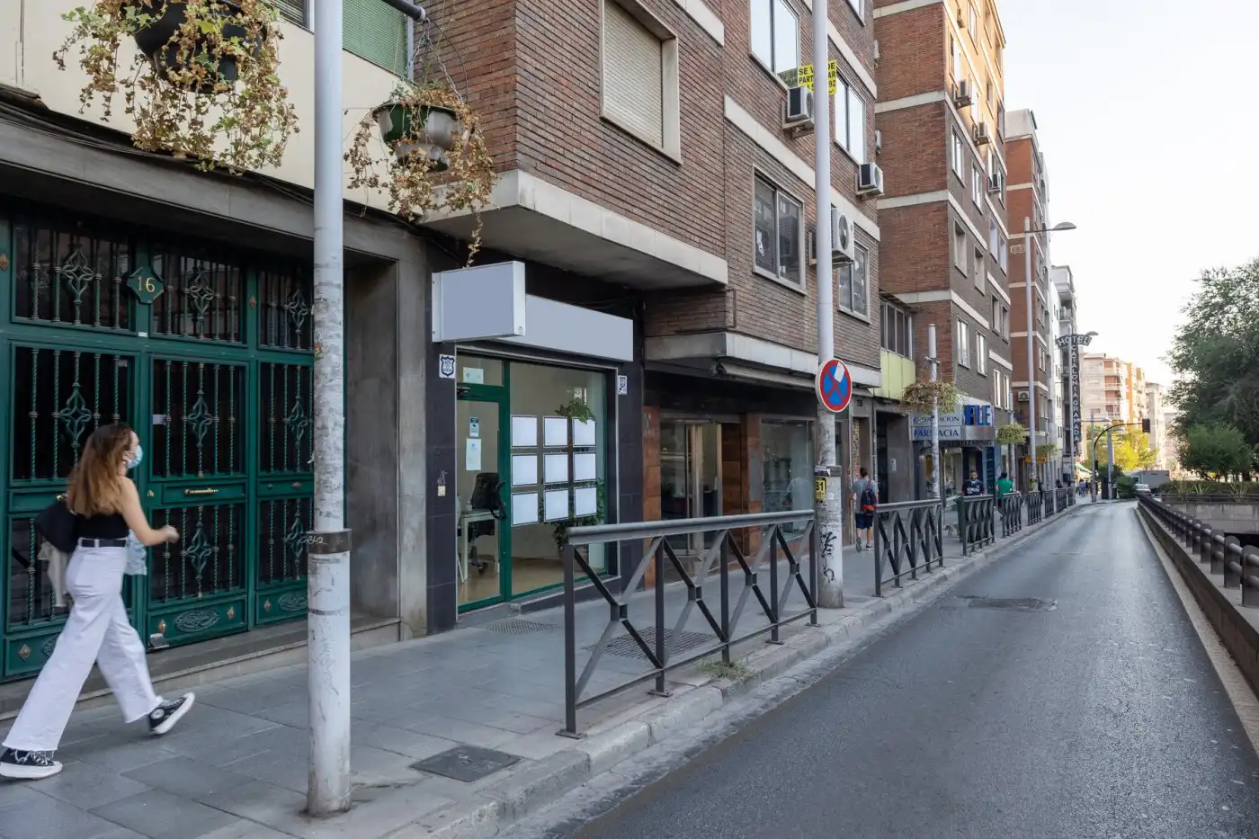 Local comercial en venda a Avenida de Madrid 16, imagen 3