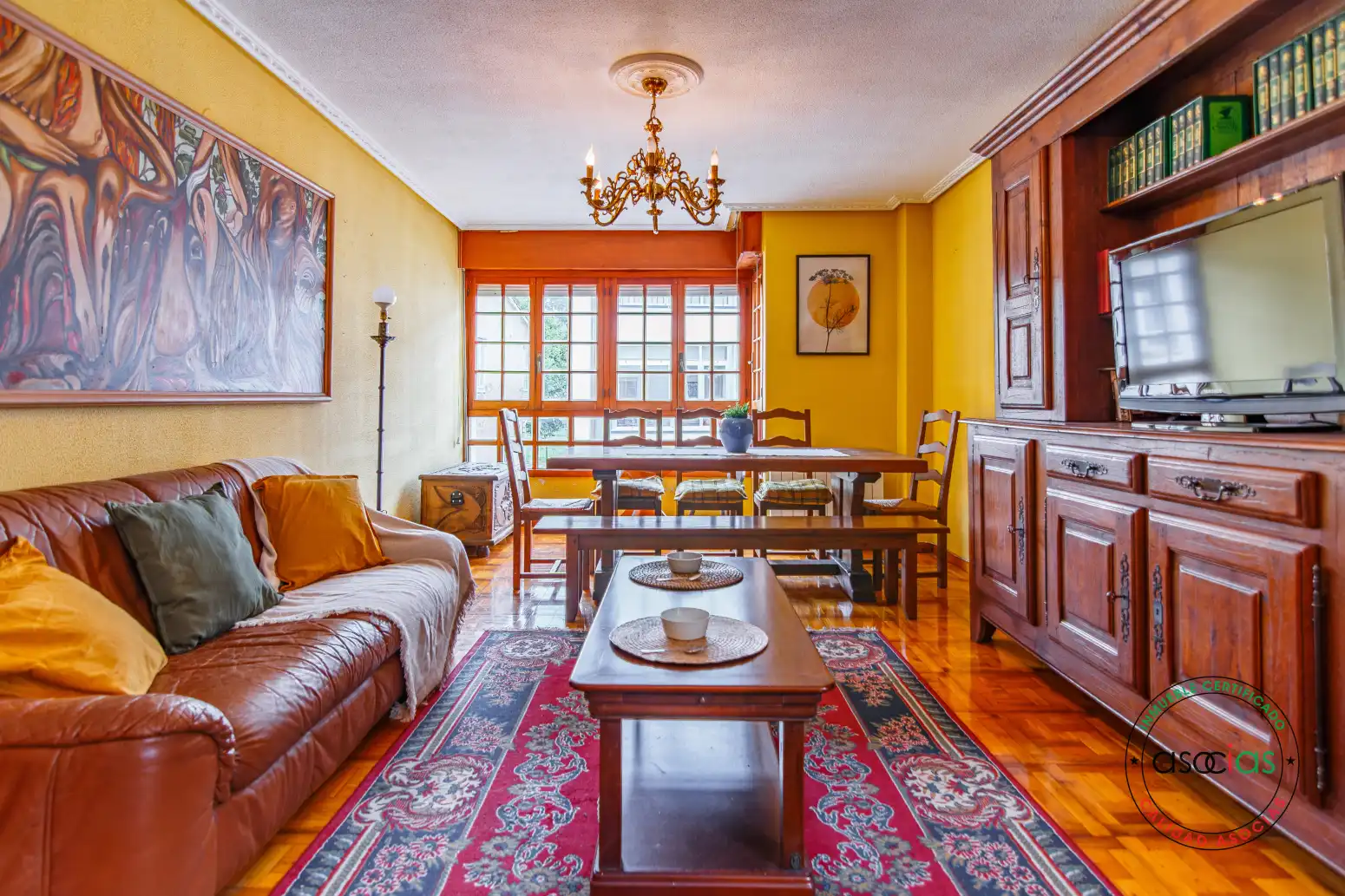 Sala d'estar de Pis en venda en Cudillero amb Calefacció, Parquet i Moblat