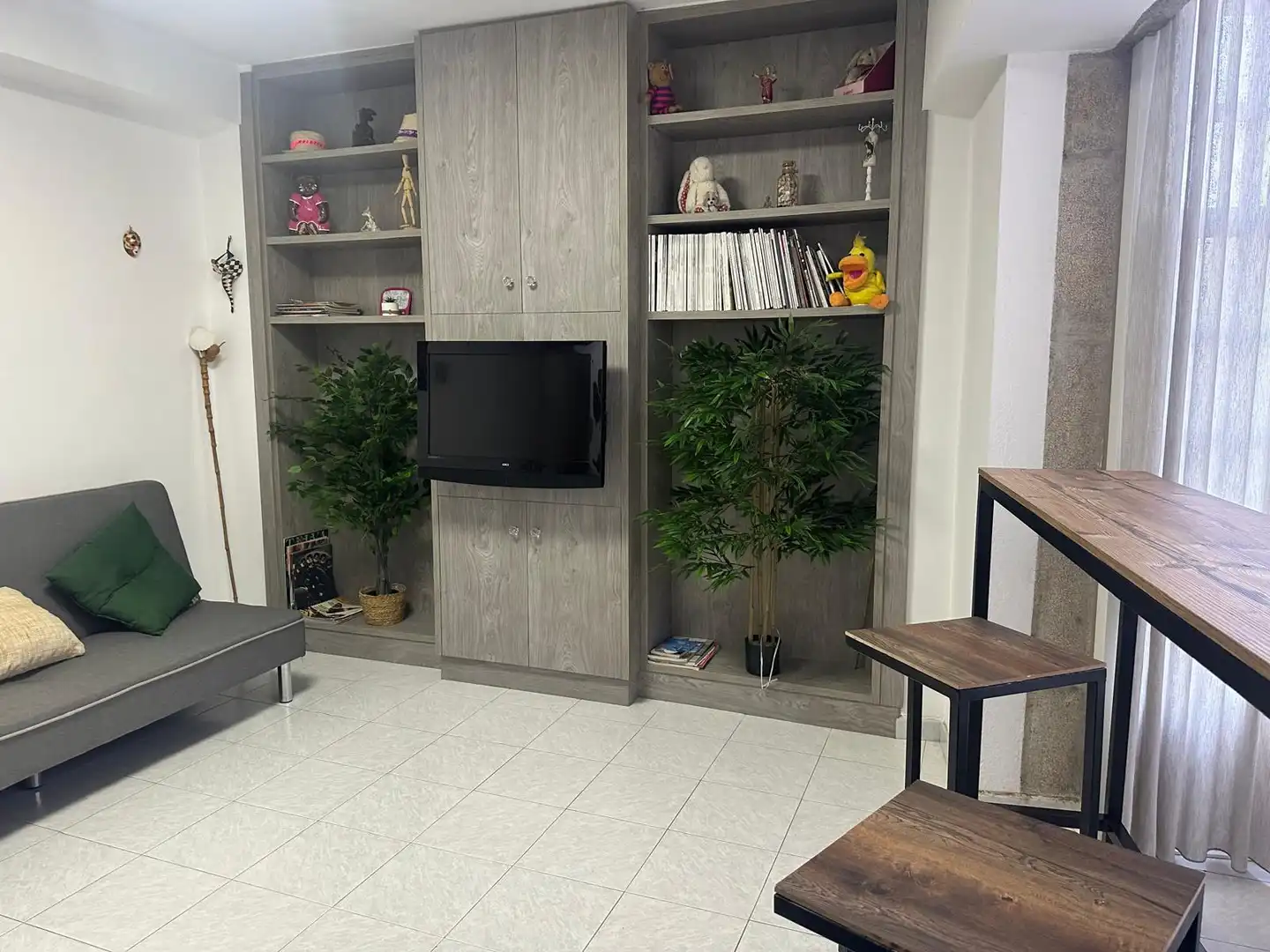 Wohnzimmer von Wohnung zur Miete in Pontevedra Capital  mit Heizung, Möbliert und Balkon