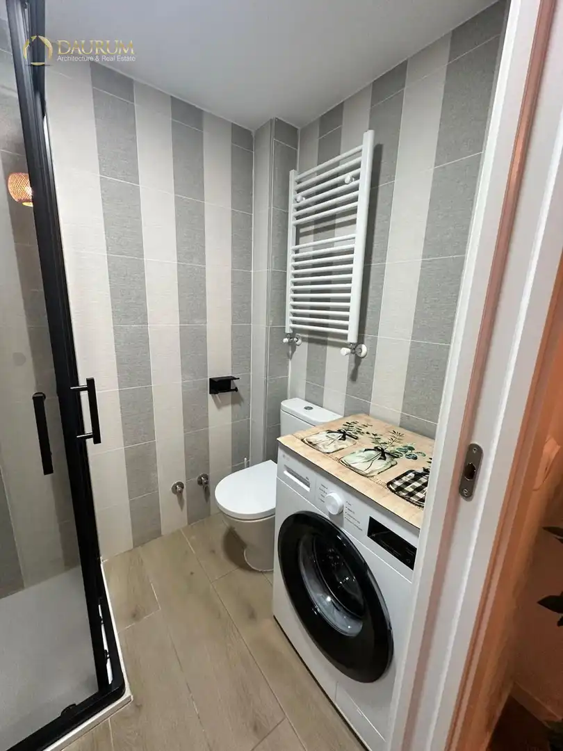 Badezimmer von Wohnung zum Verkauf in Madrid mit Klimaanlage, Heizung und Terrasse