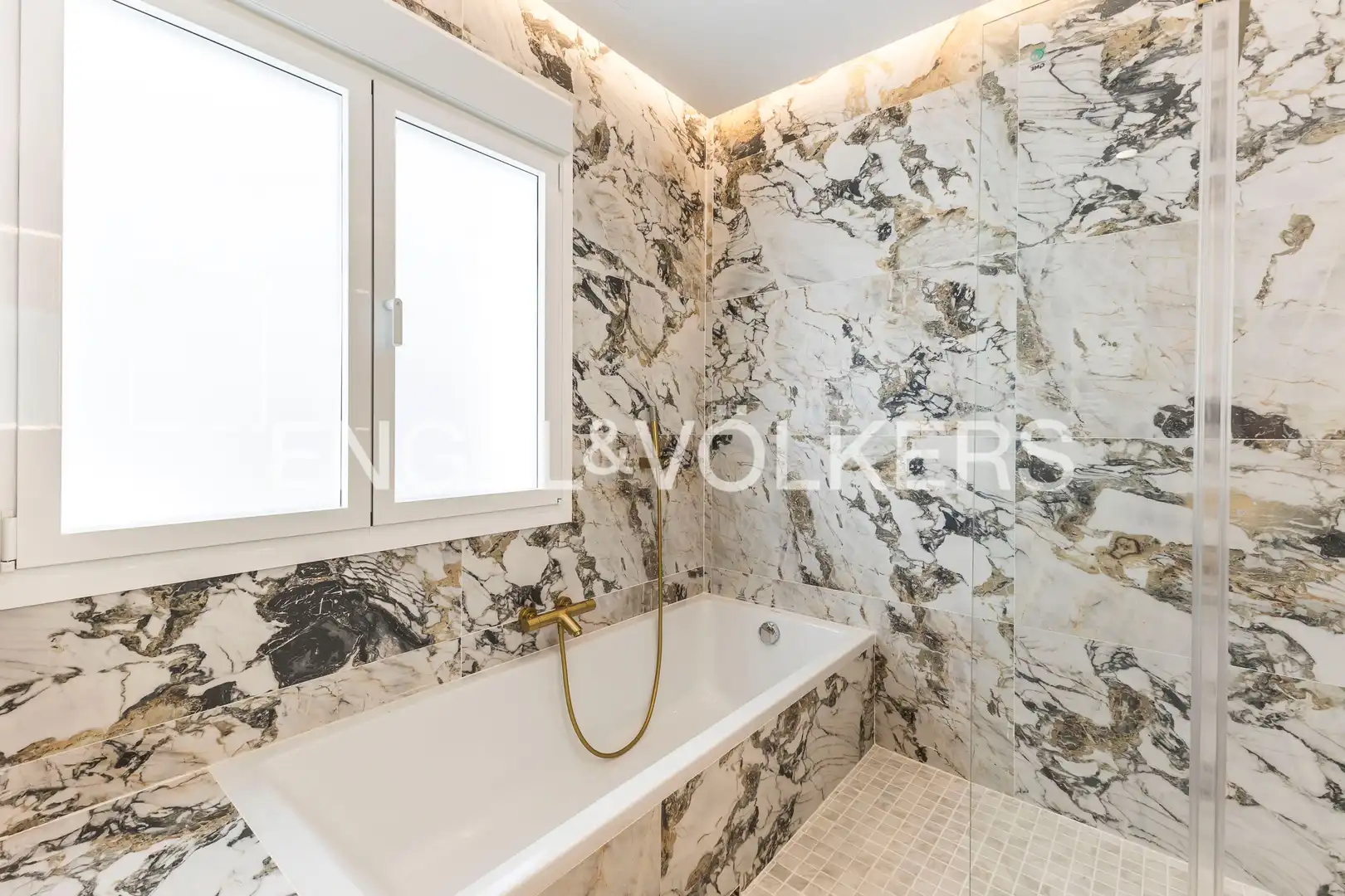 Piso con ascensor en venta en Calle de Guzmán el Bueno, imagen 21