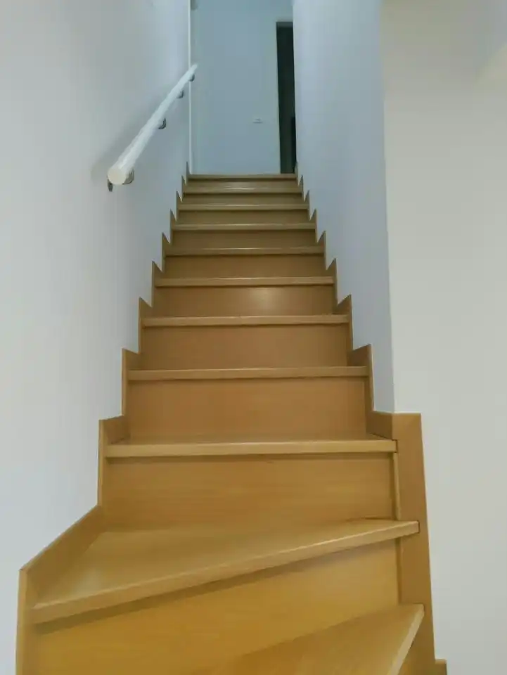 Piso de alquiler en Santiago de Compostela  con Calefacción y Amueblado