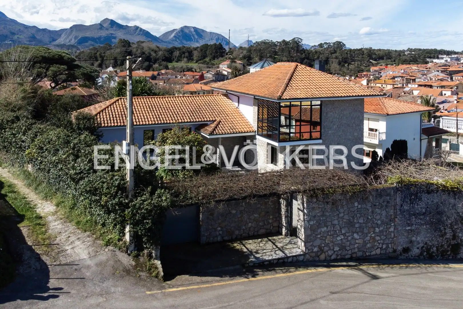 Exterior view of Houses for sale in Llanes  with Heating, Private garden and Terrace