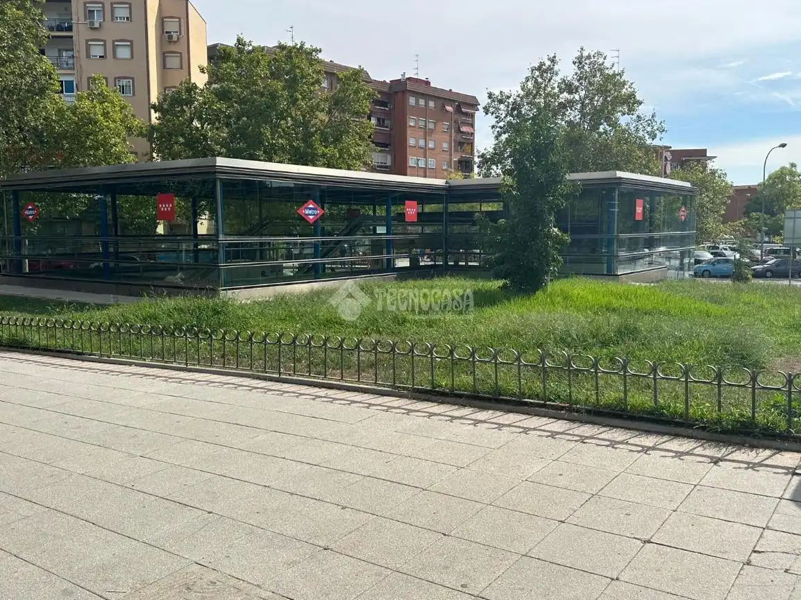 Vista exterior de Piso en venta en Fuenlabrada con Calefacción y Terraza