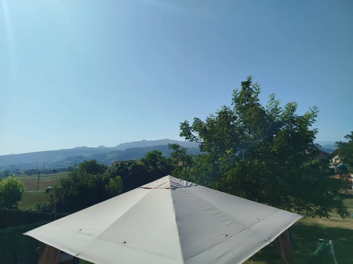 Terraza de Casa adosada en venta en Penagos con Calefacción, Jardín privado y Parquet
