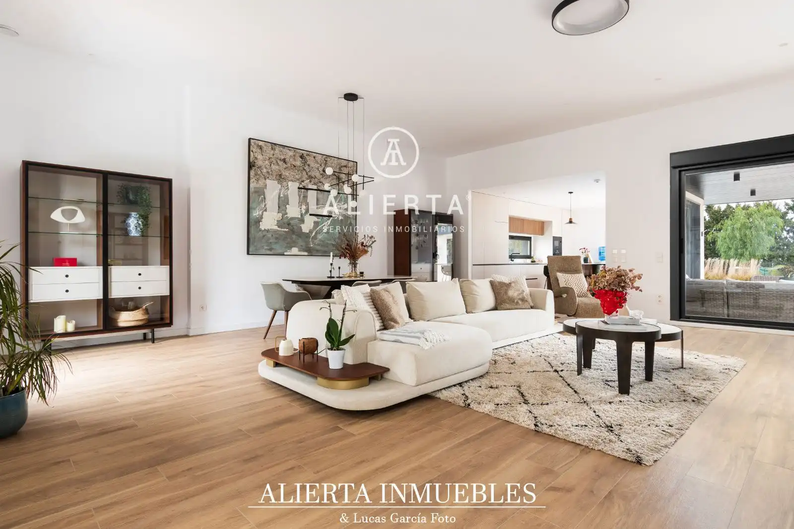 Sala de estar de Casa o chalet en venta en Zaragoza con Aire acondicionado, Calefacción y Trastero