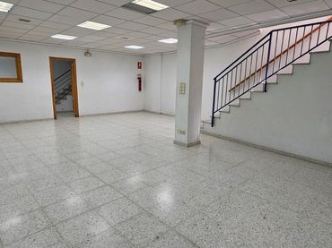 Business premises for sale in Totana