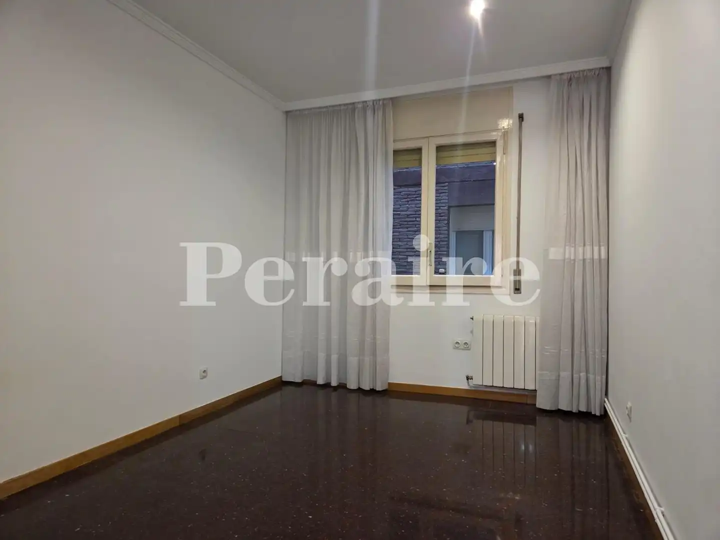 Piso de alquiler en TRAVESSERA DE DALT, 56, La Salut