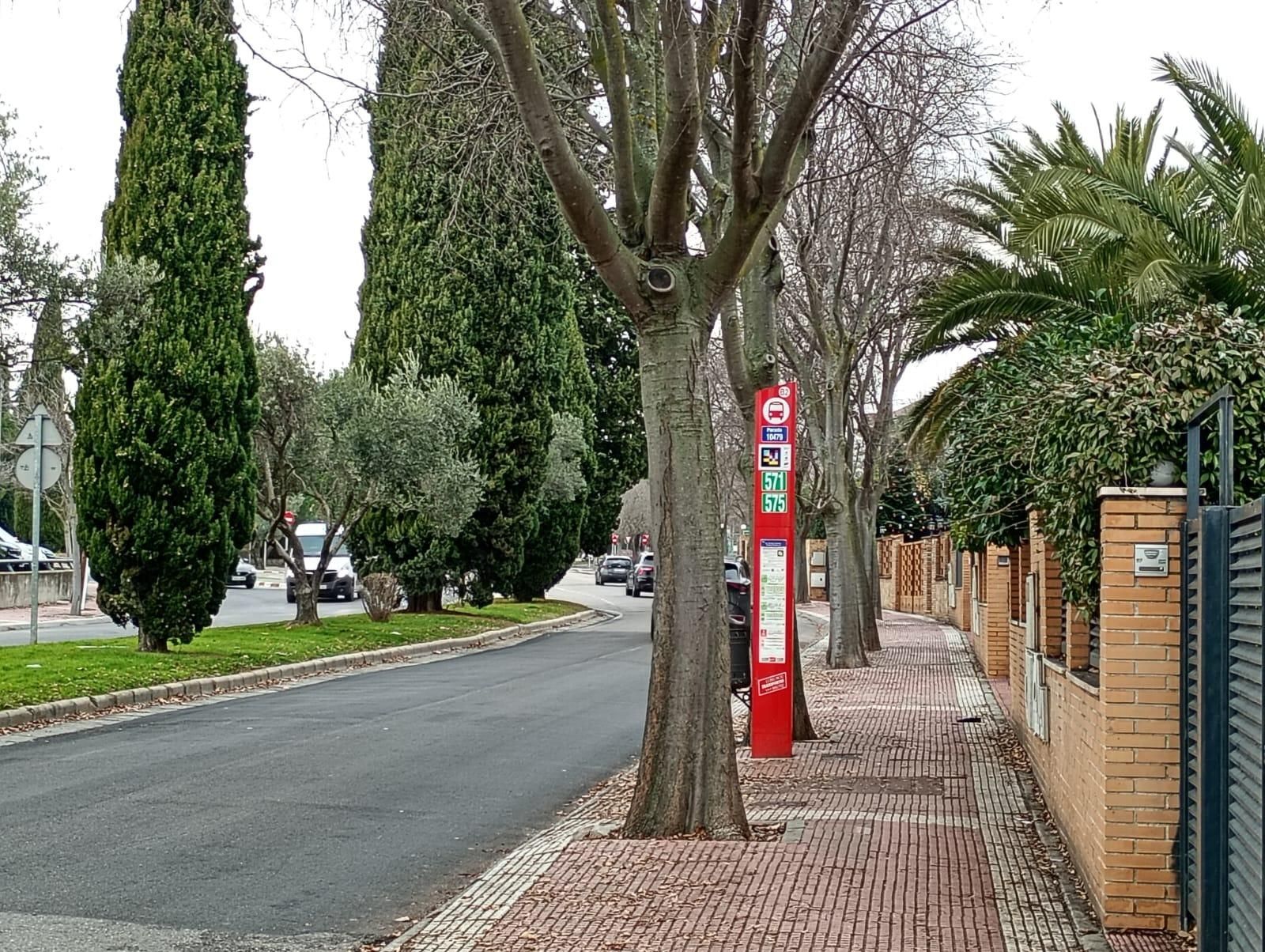 Exterior view of Single-family semi-detached for sale in Boadilla del Monte  with Air Conditioner, Heating and Private garden