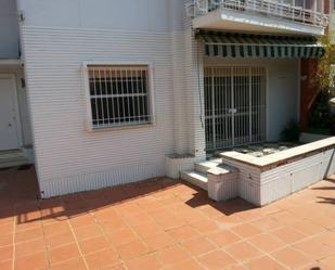 Vista exterior de Casa o xalet de lloguer en  Sevilla Capital amb Terrassa