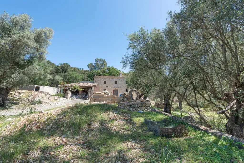 Vista exterior de Finca rústica en venda en Pollença amb Terrassa