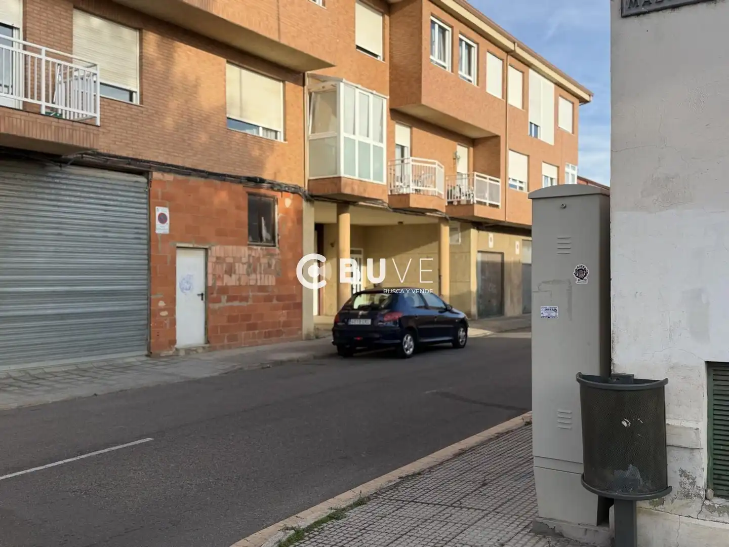 Parkplatz von Maisonette zum Verkauf in León Capital  mit Heizung, Terrasse und Abstellraum