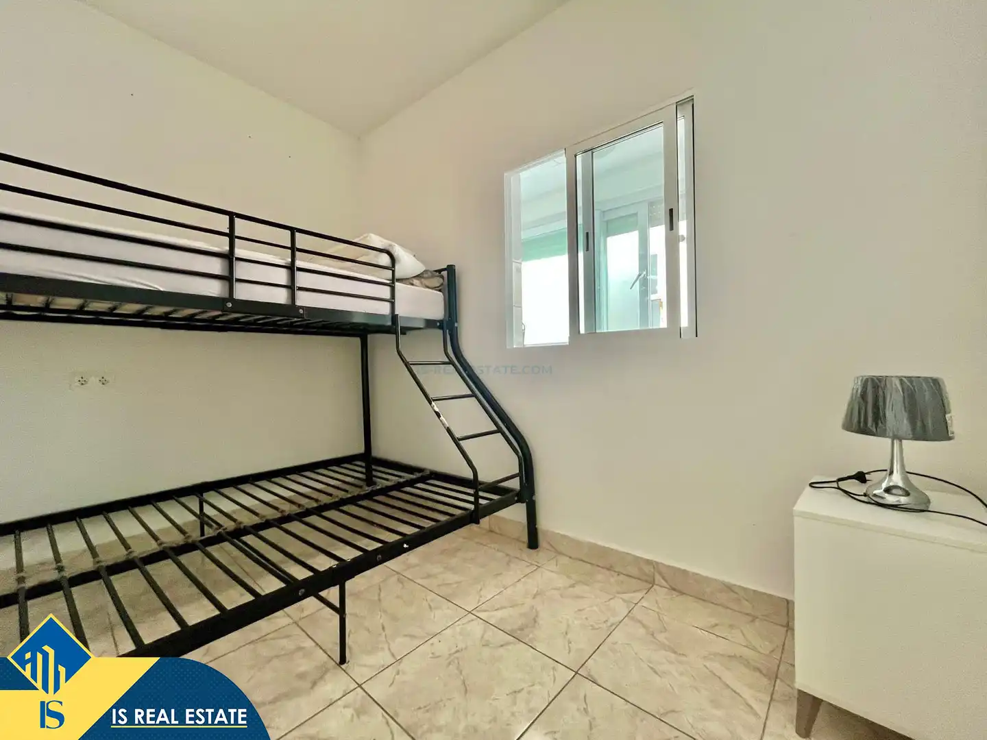 Habitación de Apartamento en venta en Centro