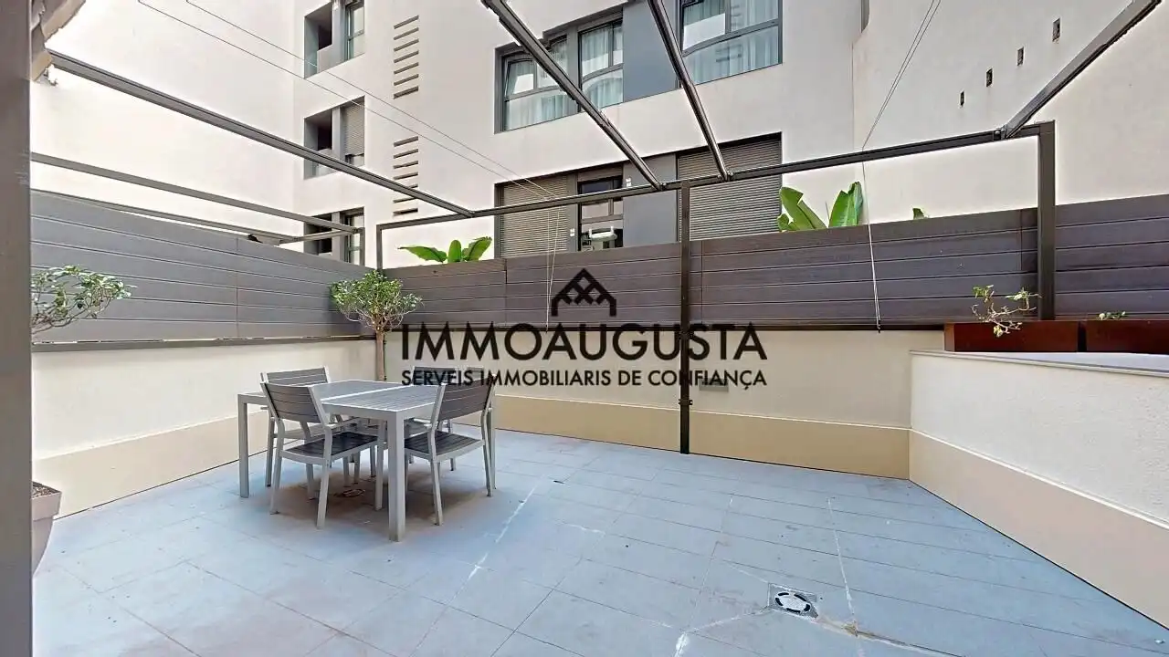 Terrassa de Dúplex de lloguer en Barcelona amb Aire condicionat, Calefacció i Parquet