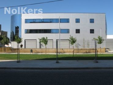 Industrial building with lift to rent in Estruch - Eixample