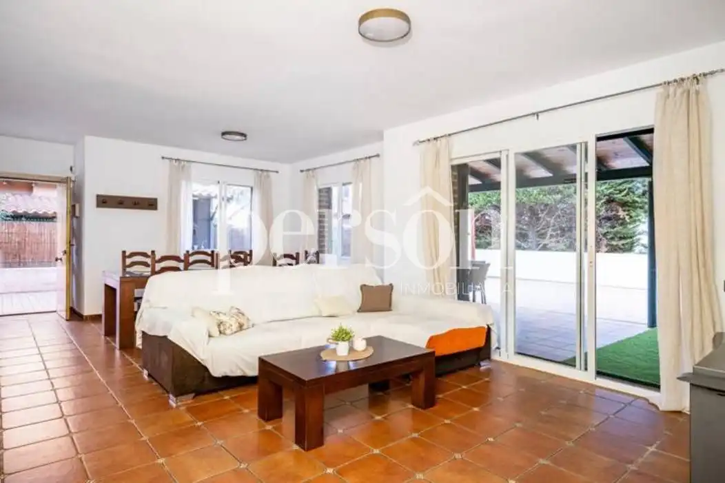 Villa con piscina in affitto a Riba-roja de Túria, imagen 43