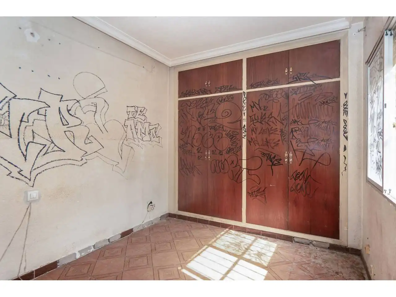 Dormitori de Casa o xalet en venda en Cartagena amb Jardí privat