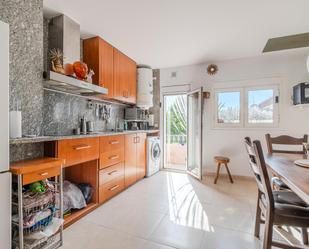 Kitchen of Flat for sale in Girona Capital  with Air Conditioner, Heating and Furnished