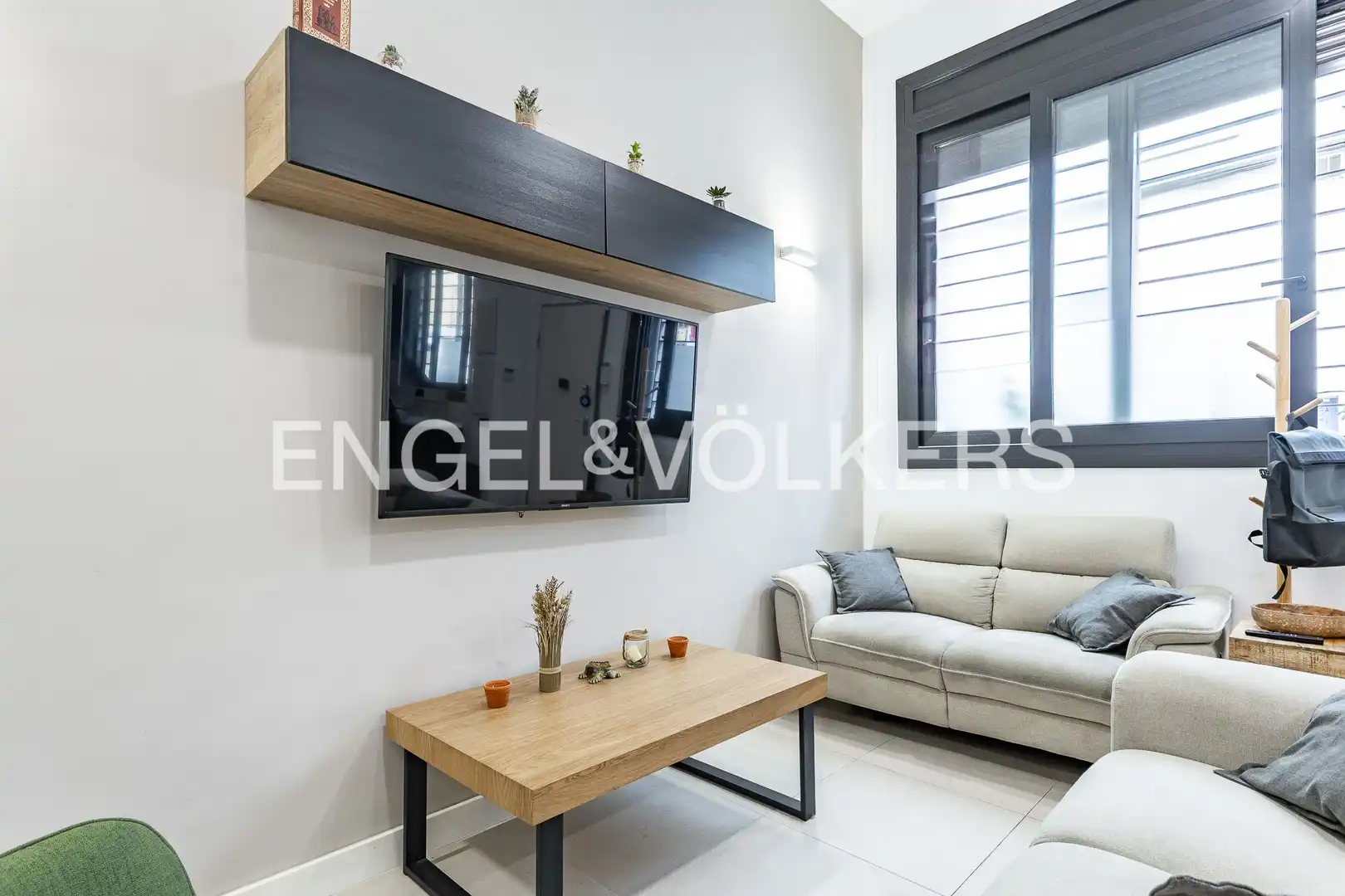 Sala de estar de Casa adosada en venta en Badalona con Aire acondicionado, Calefacción y Terraza