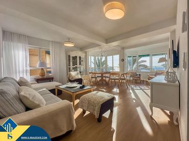 Appartement compact avec ascenseur à vendre à Playa del Cura