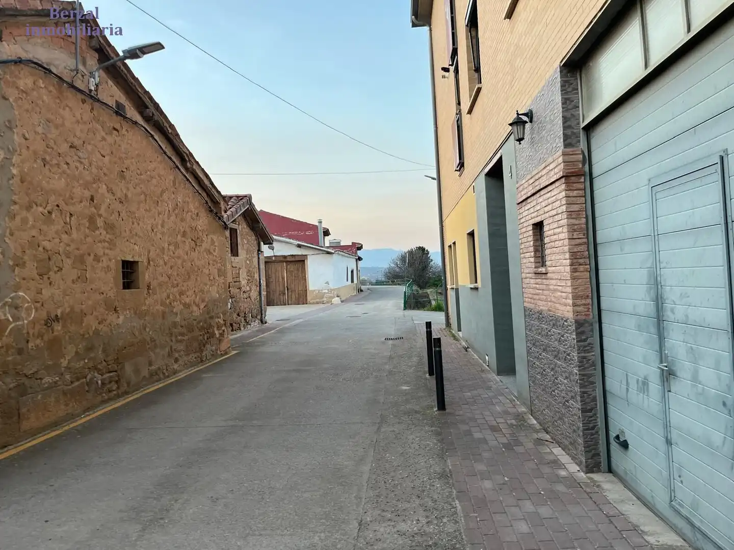 Vista exterior de Piso en venta en Fuenmayor con Calefacción y Trastero