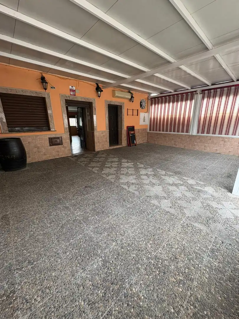 Casa adosada en venda en Villamartín amb Aire condicionat, Calefacció i Terrassa