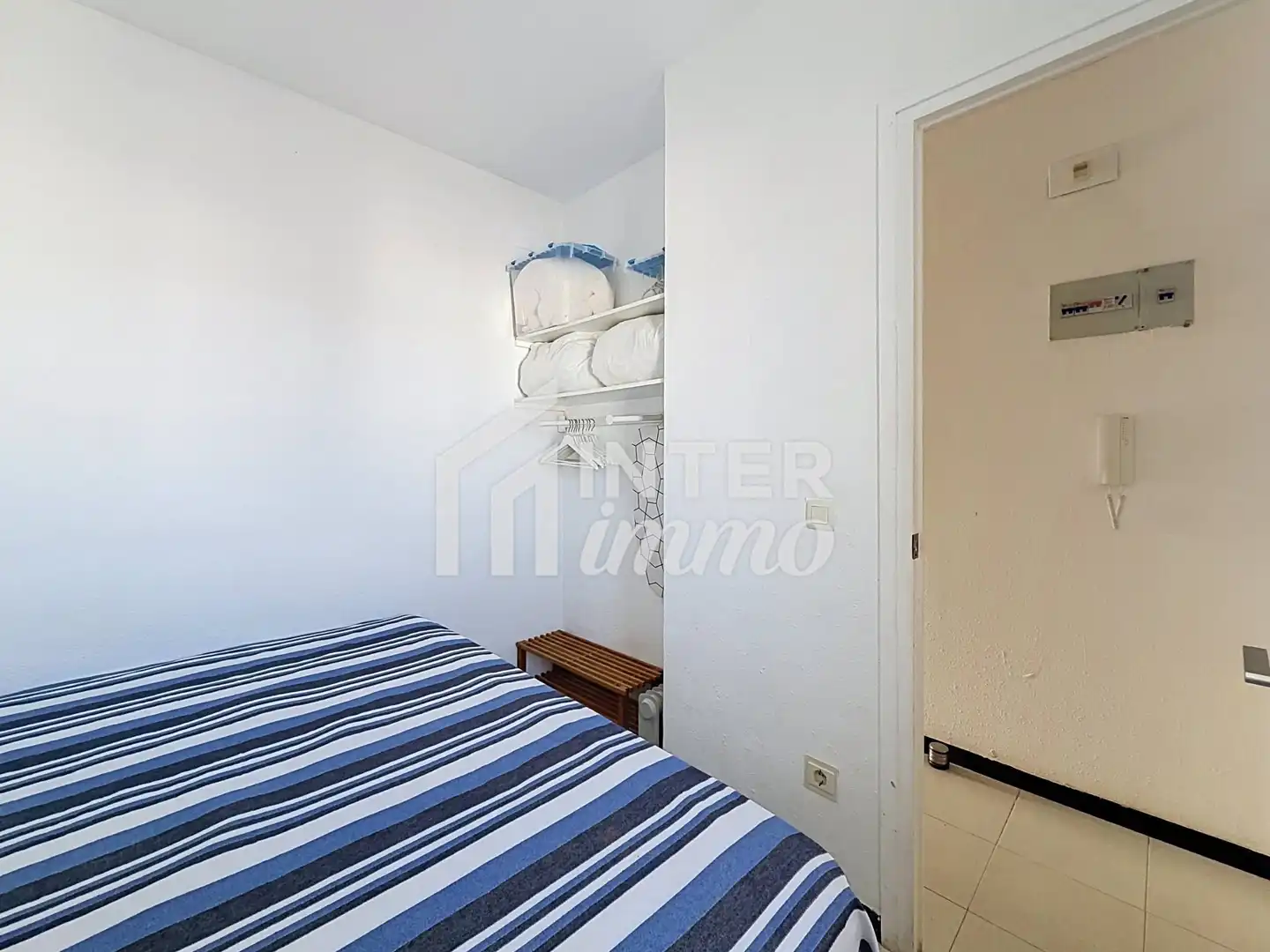 Bedroom of Apartments for sale in Santa Margarita