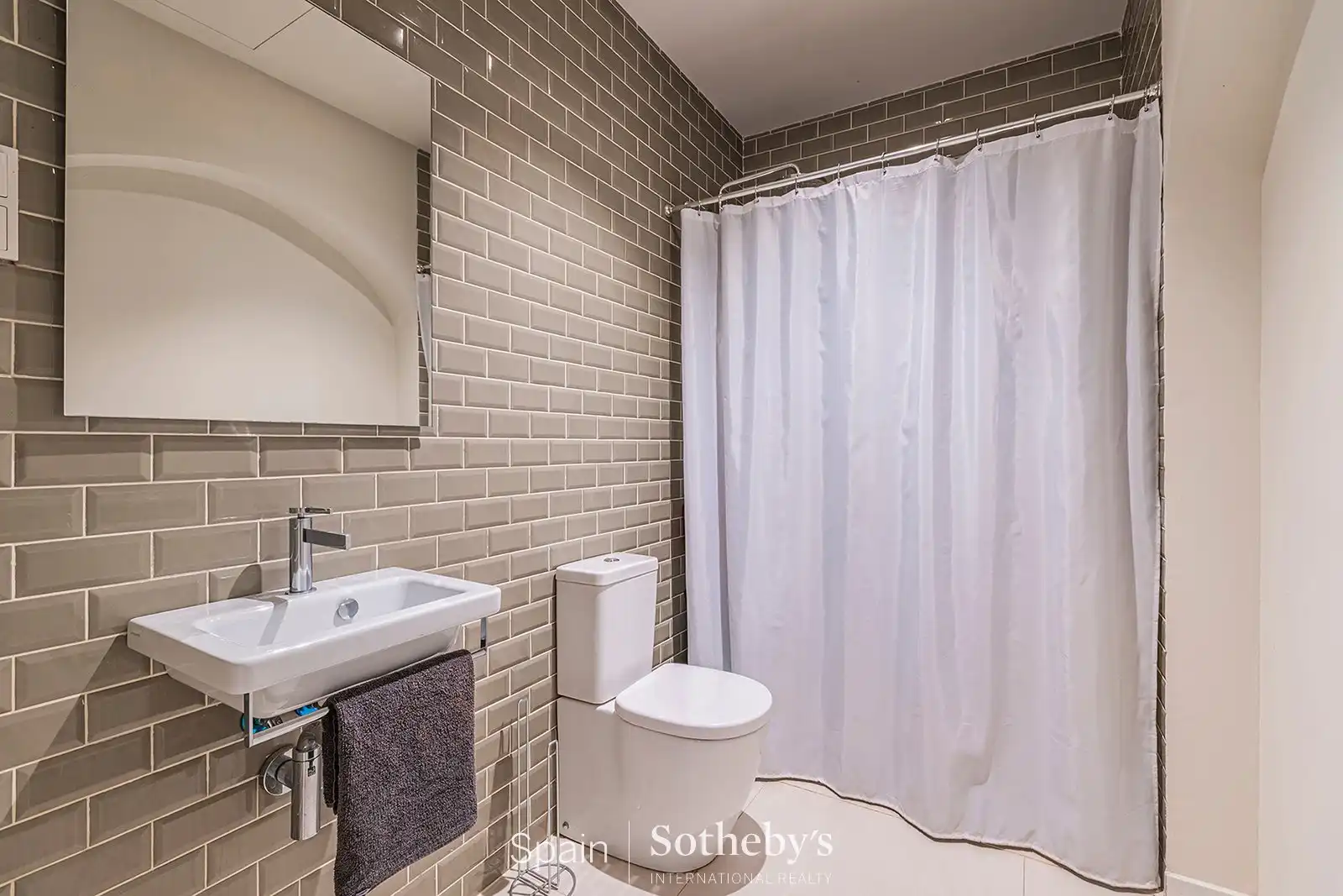 Apartament amb ascensor en venda a Gran Via de les Corts Catalanes, imagen 29