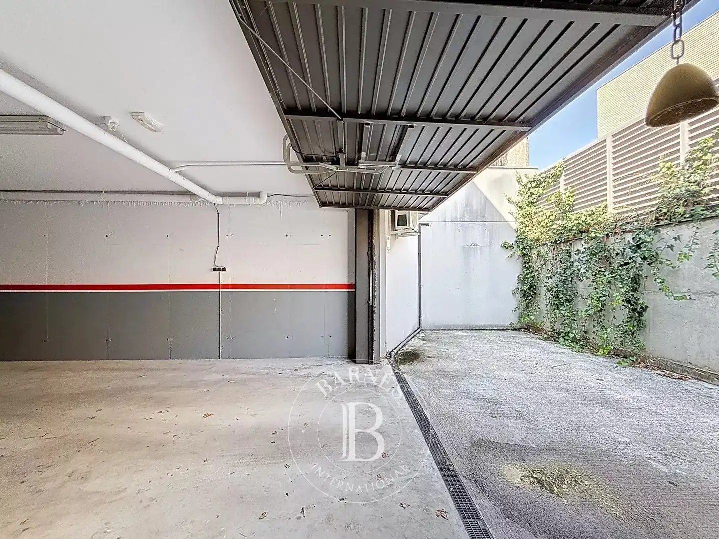 Parking of Houses for sale in Mataró  with Air Conditioner, Heating and Private garden