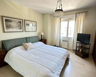 Bedroom of Flat to share in  Granada Capital  with Furnished