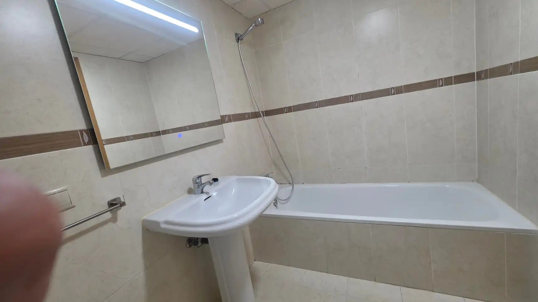 Bathroom of Flat for sale in Pedreguer  with Air Conditioner, Heating and Terrace