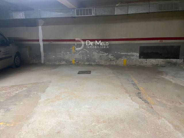 Garaje en Venta en Roselló, 25-27 en La Torrassa