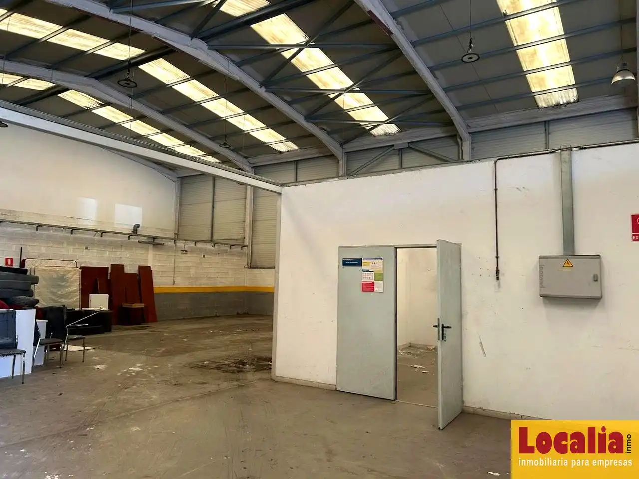 Industrial buildings for rent in Santander