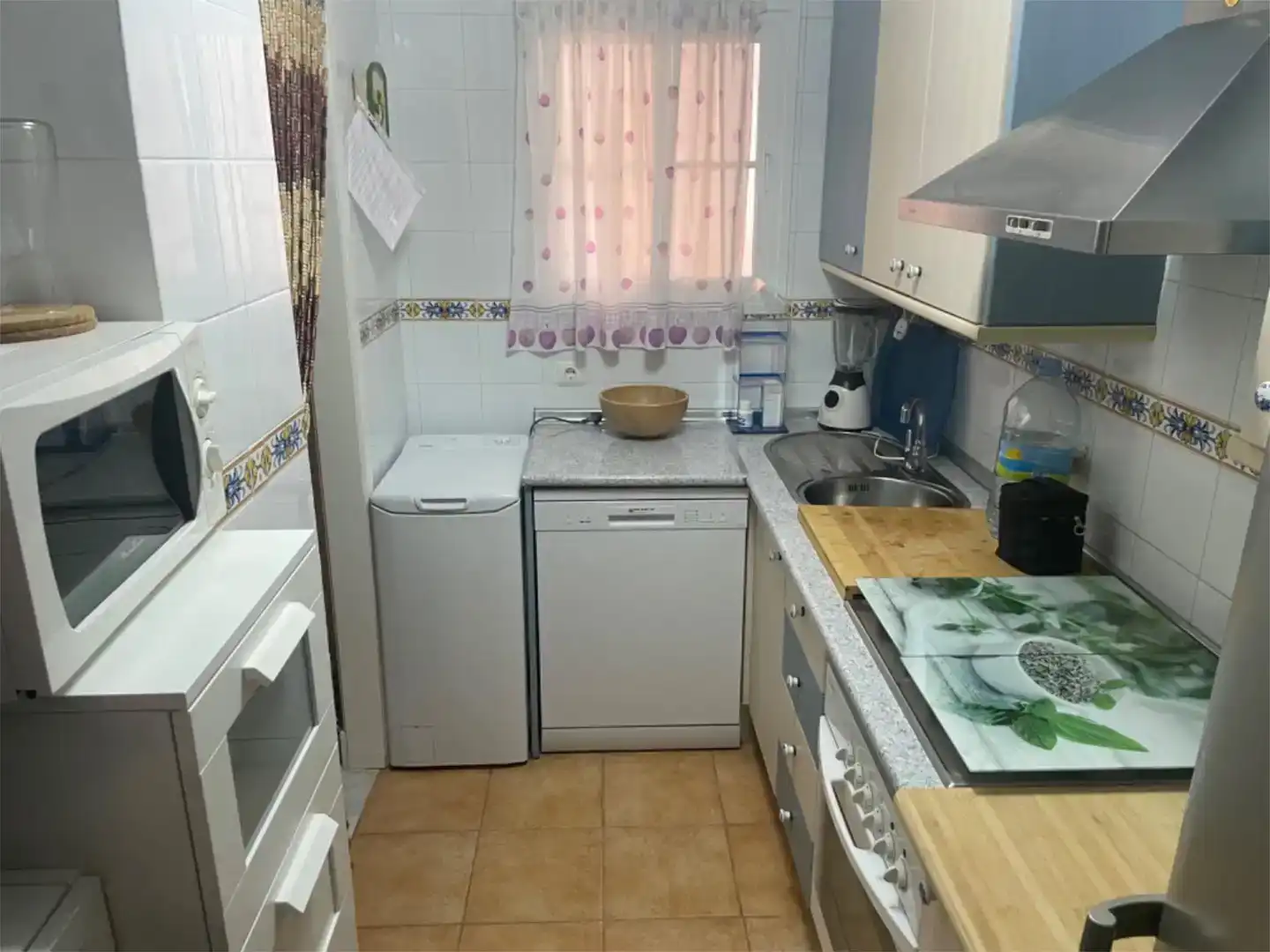 Kitchen of Flat for rent in Rota  with Air Conditioner, Storage room and Swimming Pool