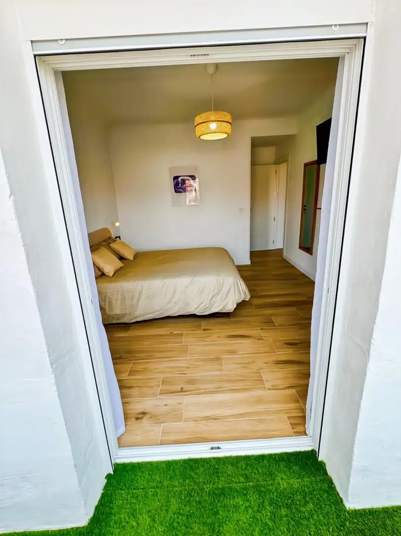 Bedroom of Flat for sale in Benidorm  with Heating, Furnished and Balcony