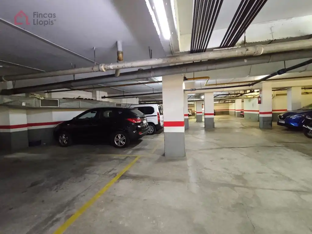 Aparcament de Garatge en venda en Barcelona