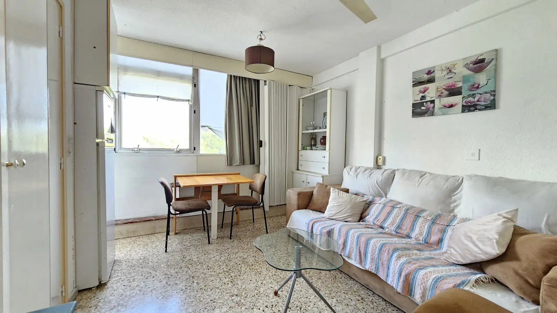 Wohnzimmer von Wohnung zum Verkauf in Benidorm mit Möbliert