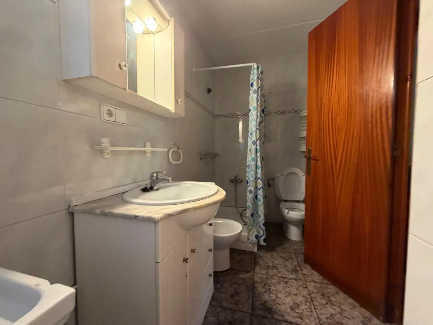 Badezimmer von Haus oder Chalet zum Verkauf in Barberà del Vallès mit Heizung, Privatgarten und Terrasse