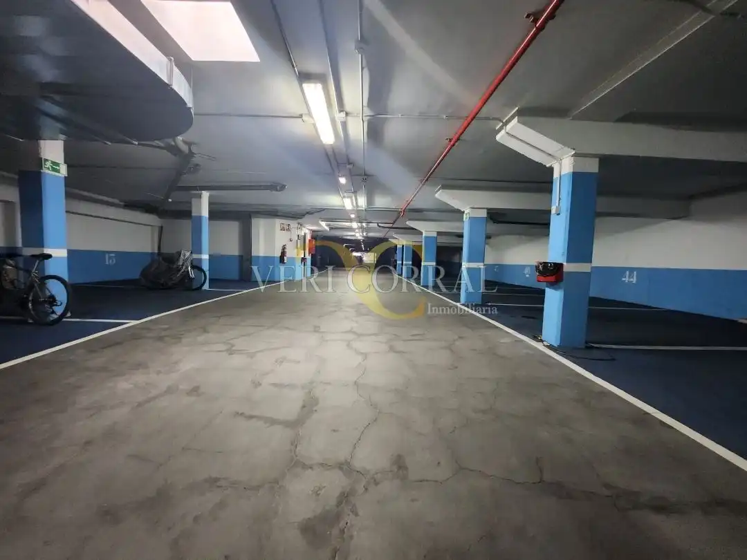 Garage for sale in Barru, Posada - Barro