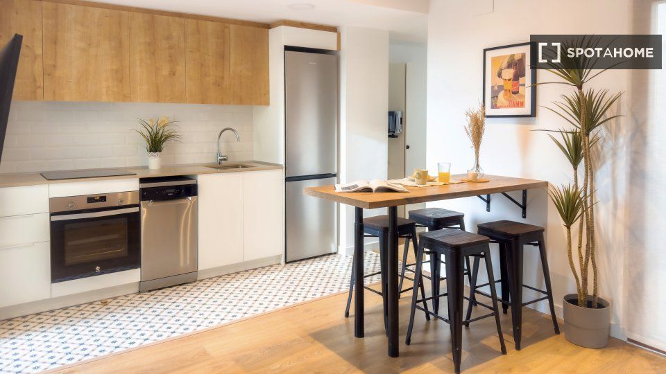 Cocina de Piso de alquiler en  Barcelona Capital con Aire acondicionado, Calefacción y Amueblado