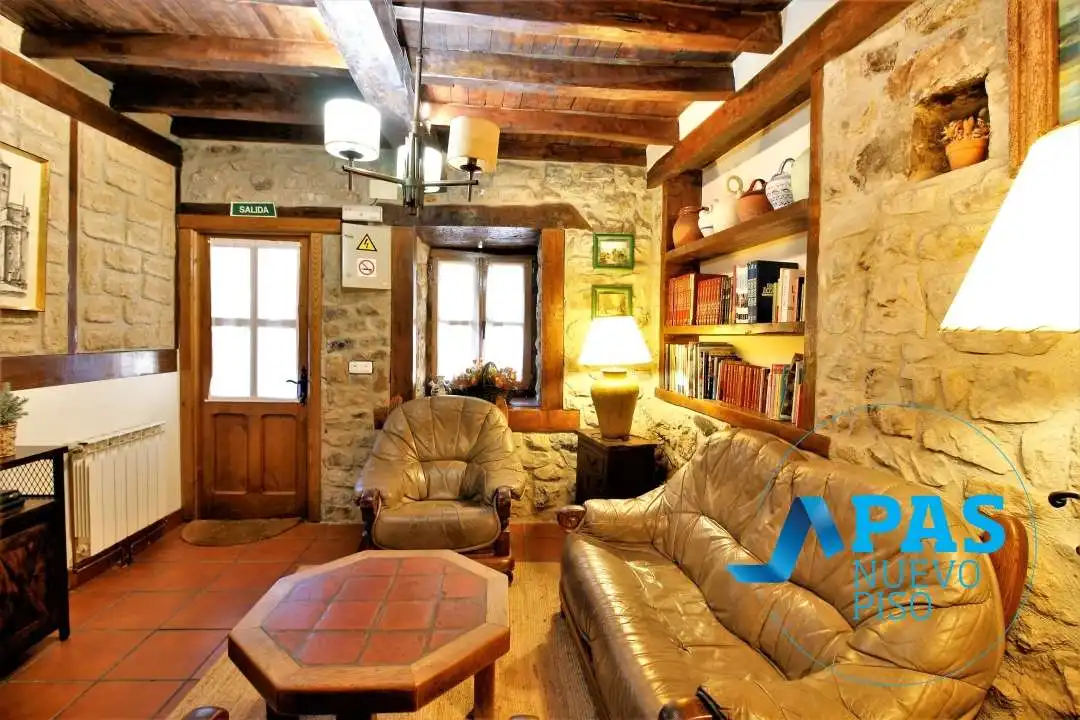 Living room of Houses for sale in Camaleño  with Heating, Private garden and Terrace