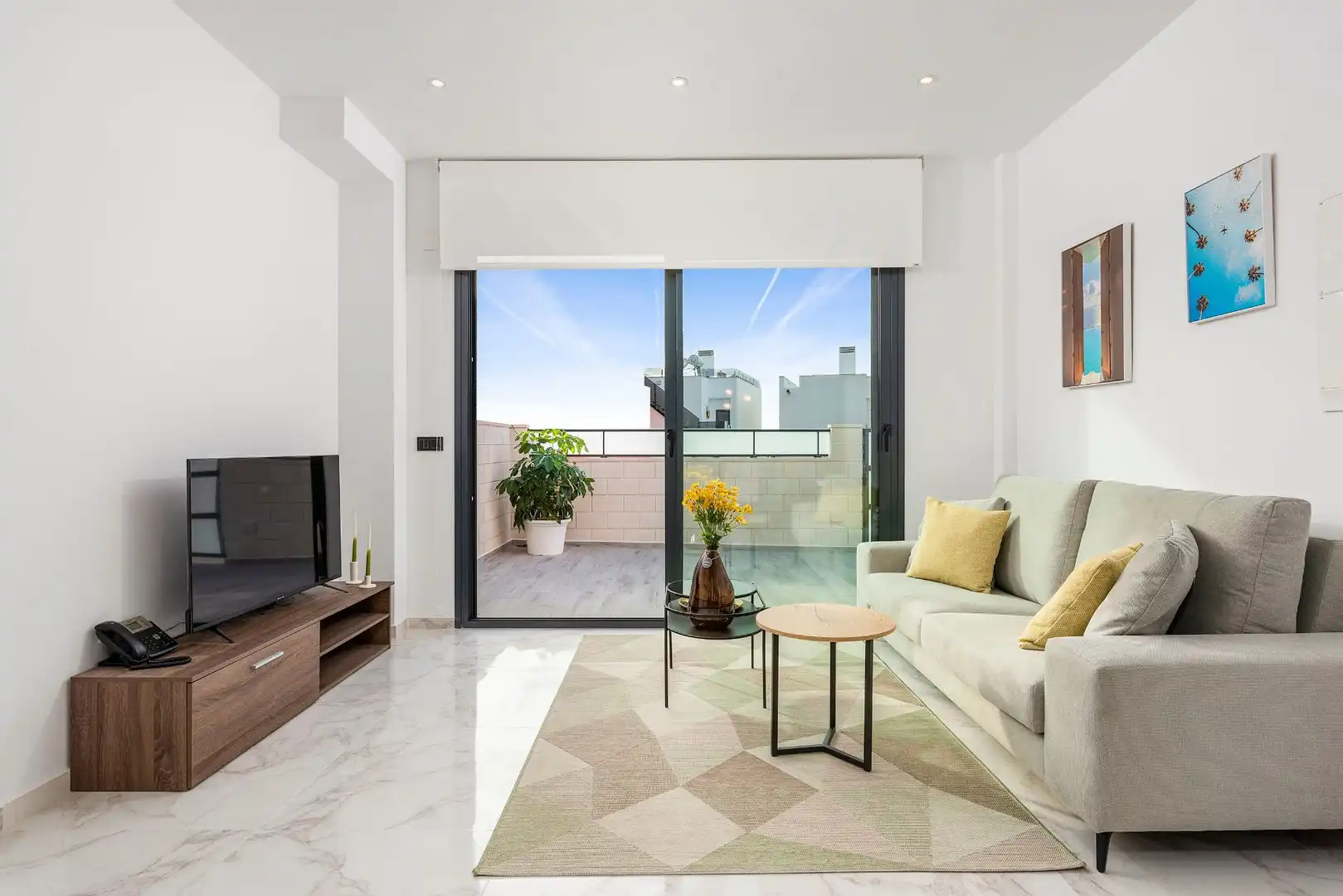 Sala de estar de Casa o chalet en venta en Benijófar con Aire acondicionado, Terraza y Piscina