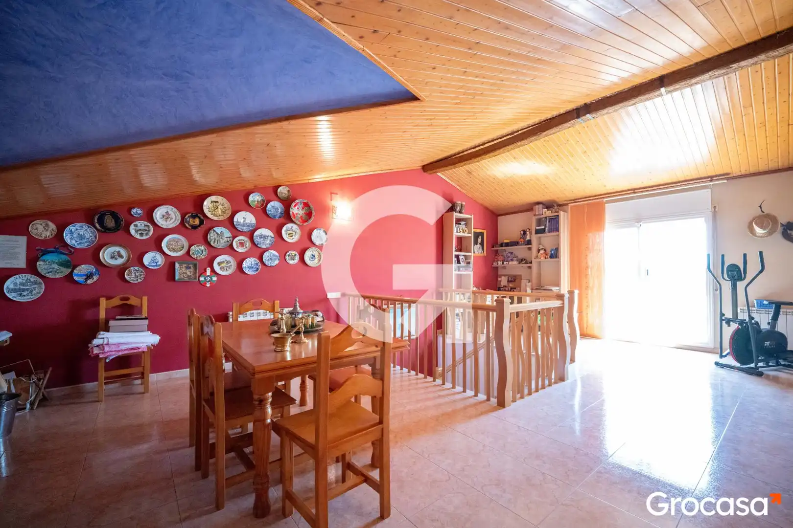 Comedor de Casa adosada en venta en Mataró con Aire acondicionado, Calefacción y Jardín privado