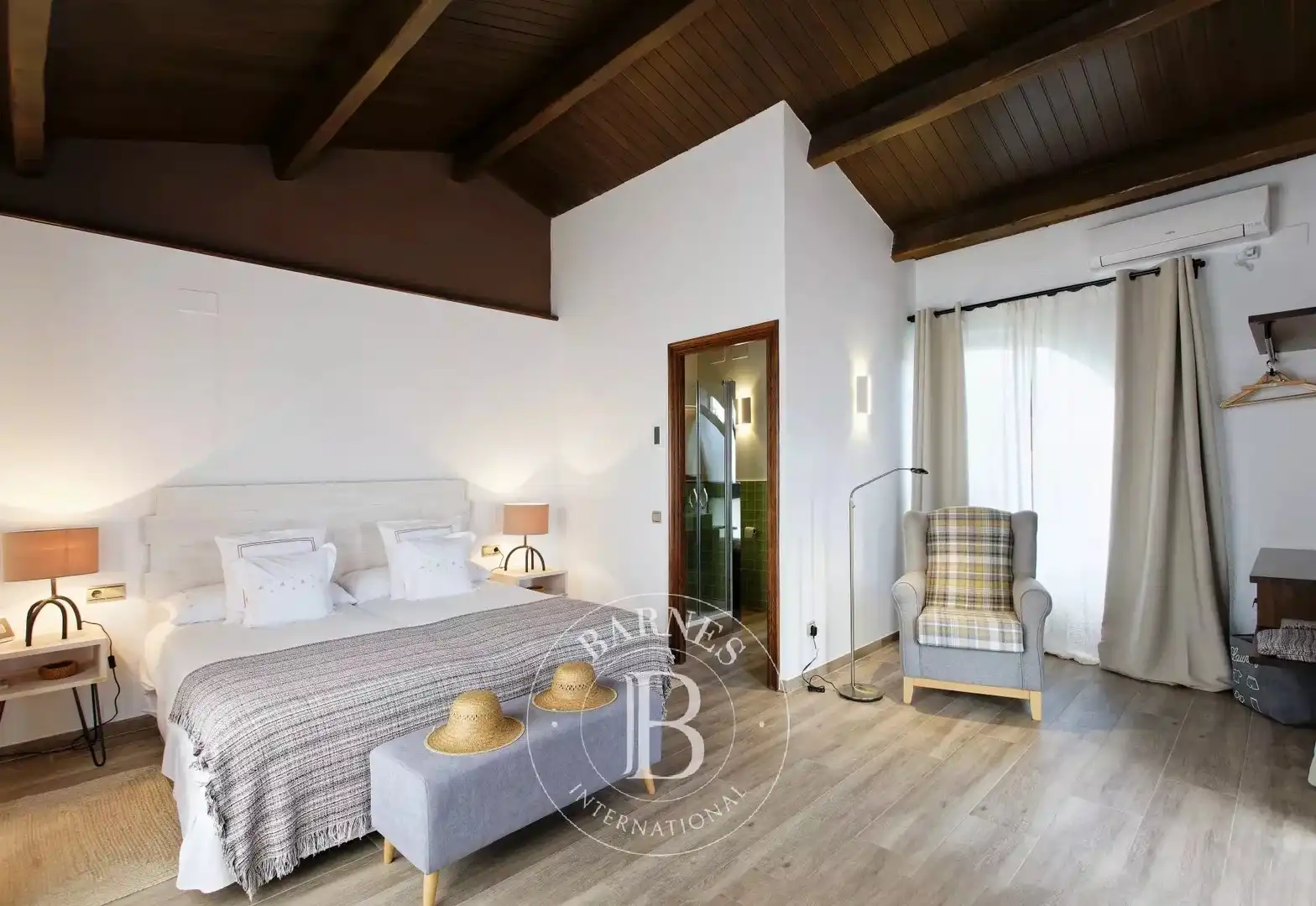 Bedroom of Houses for sale in Vilobí del Penedès  with Air Conditioner, Heating and Swimming Pool