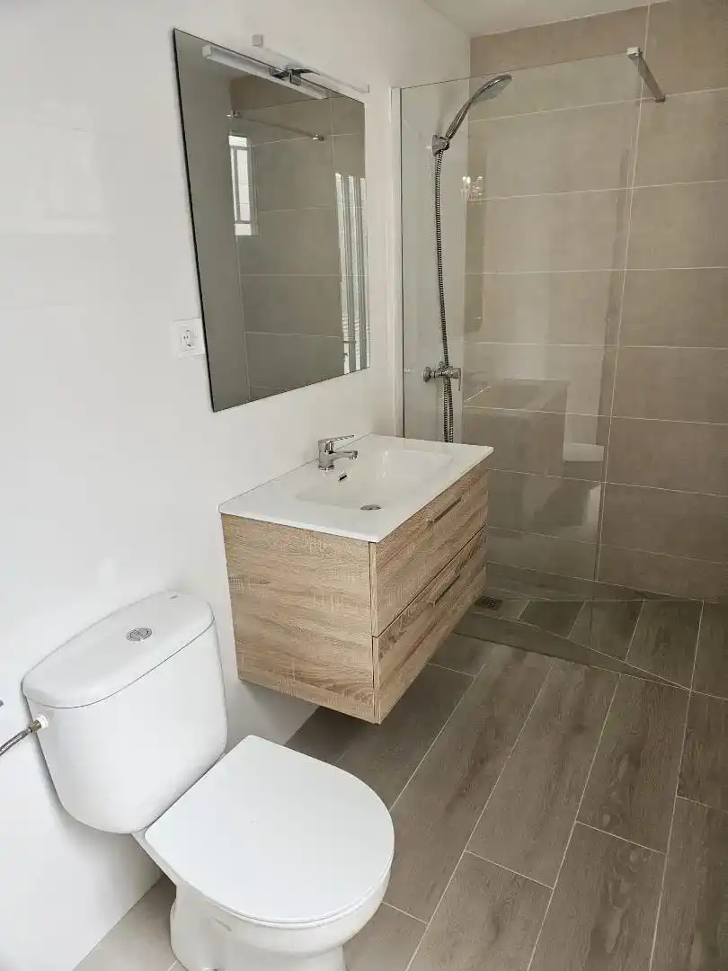Baño de Piso en venta en Catarroja, Valencia
