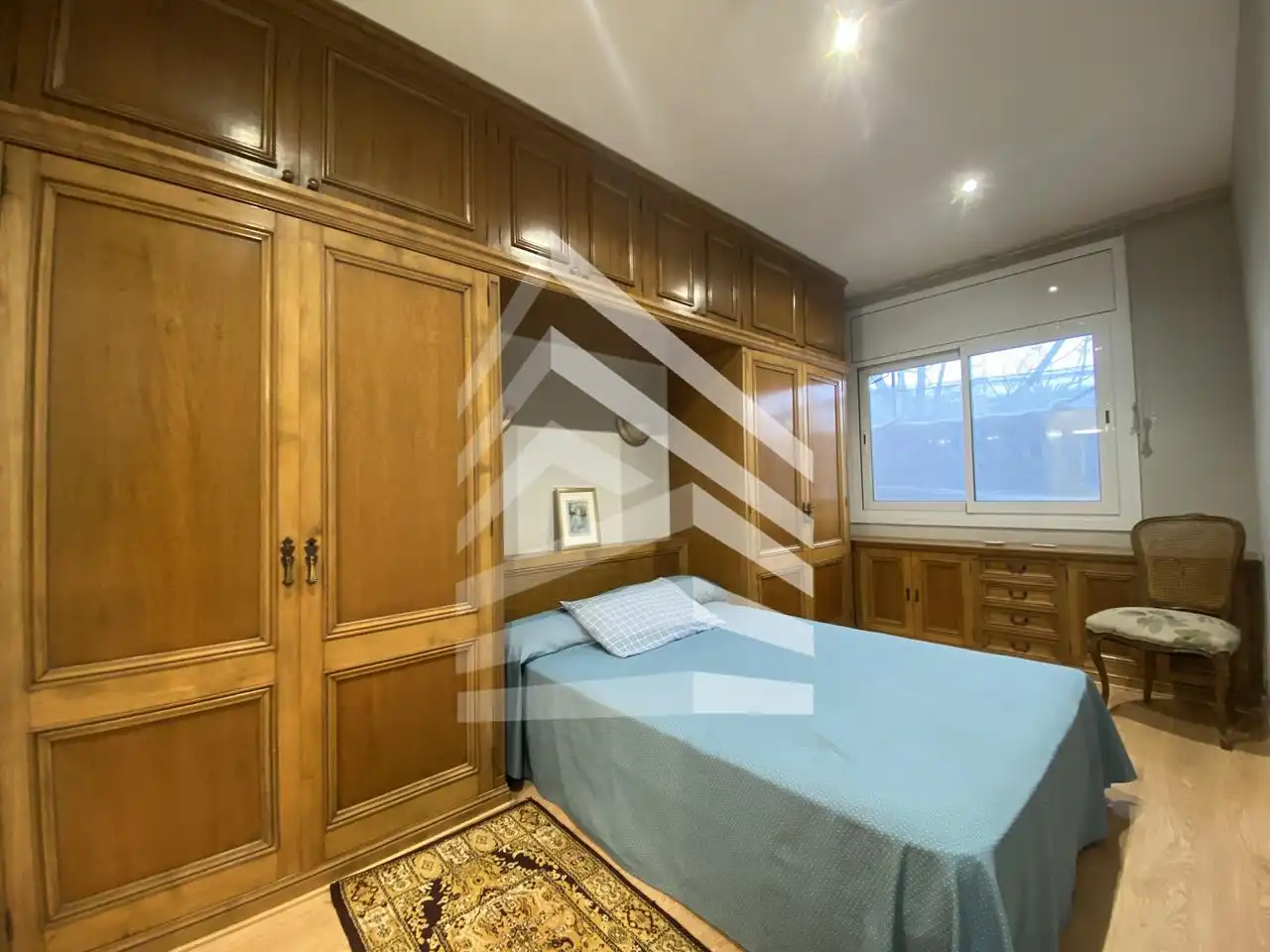 Schlafzimmer von Wohnung zum Verkauf in Barcelona mit Klimaanlage und Heizung